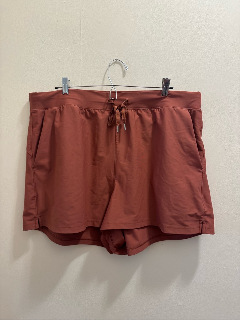 Old Navy active powersoft high rise athletic short. Women’s XL